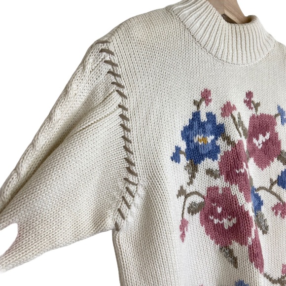Vintage Liz Sport Petite SM Knit Sweater Cream Floral Embroidery Grannycore Y2k - Picture 5 of 12